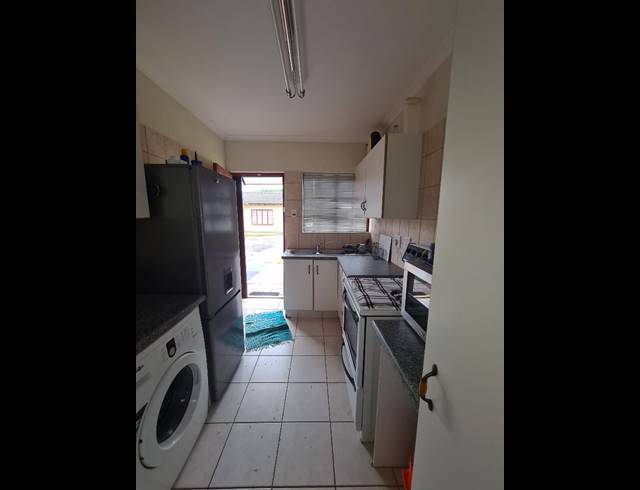 3 BEDROOM SIMPLEX FOR SALE IN SHELLY BEACH